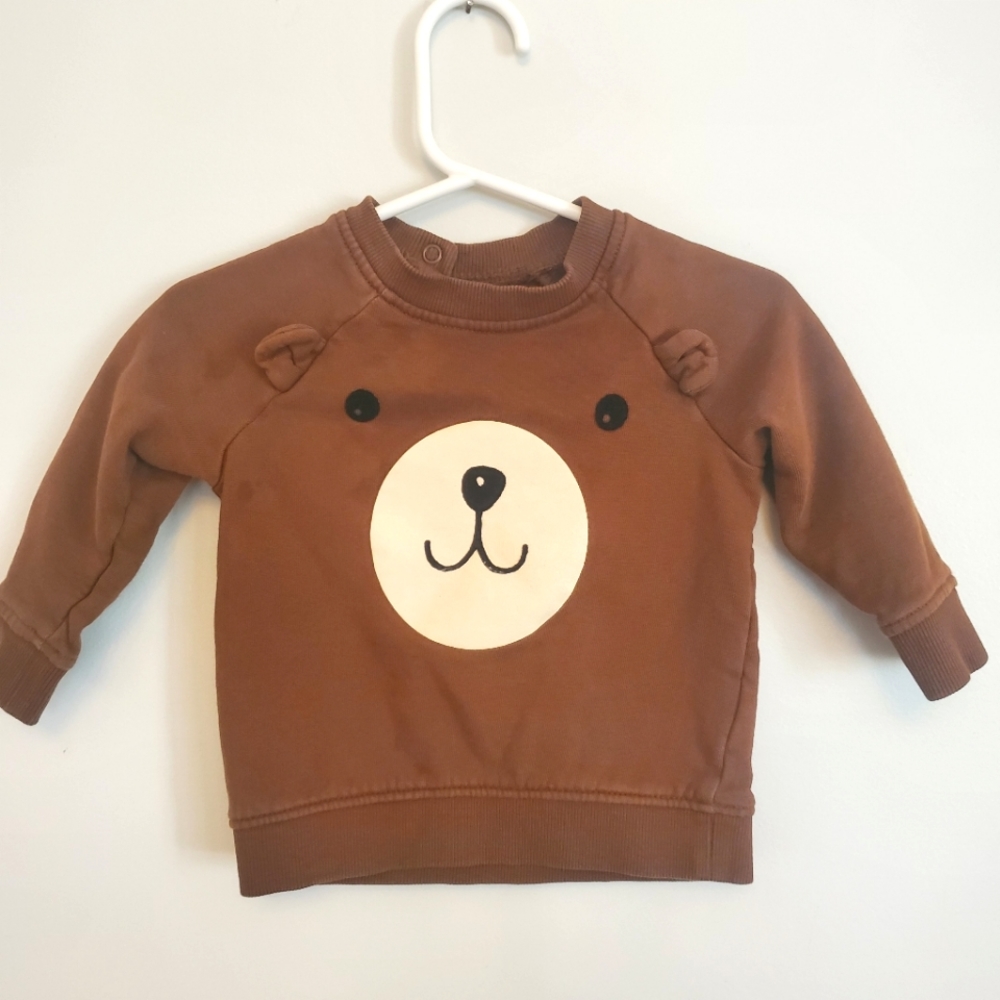 H&M brown bear sweatshirt size 6-9 month
